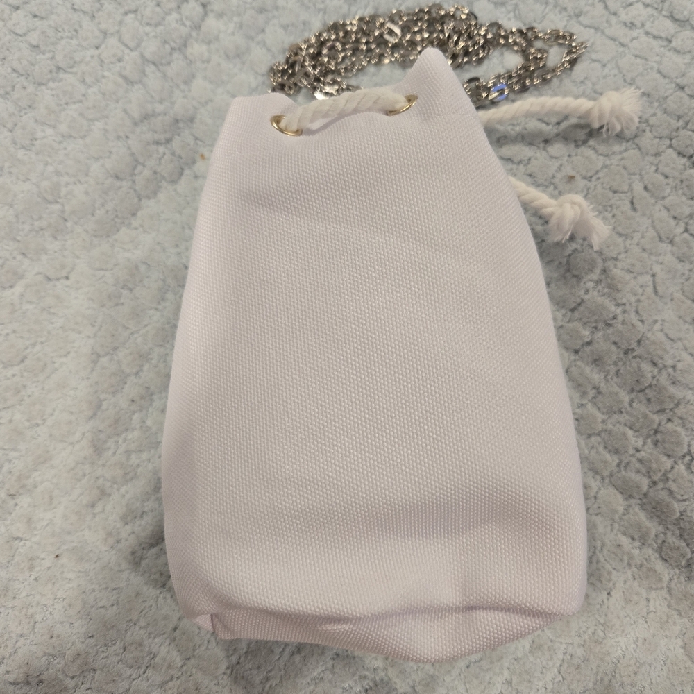Dior Trio, White Canvas Drawstring Pouch, Chain, Dior Ribbon and Dior Book - Picture 4 of 10